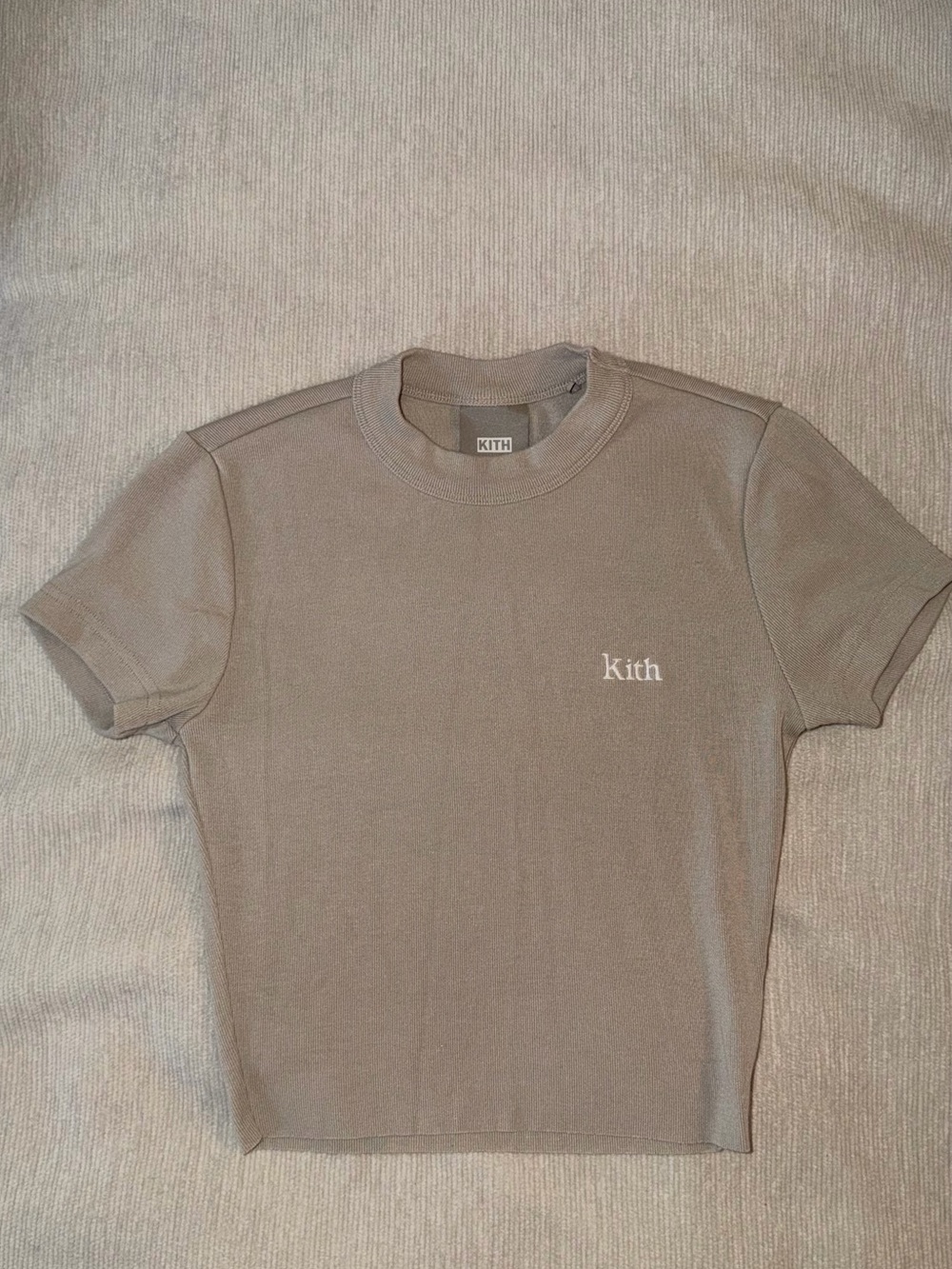 Kith Women’s Short Sleeve Logo Tee Taupe Beige Small Stretchy Crop Soft